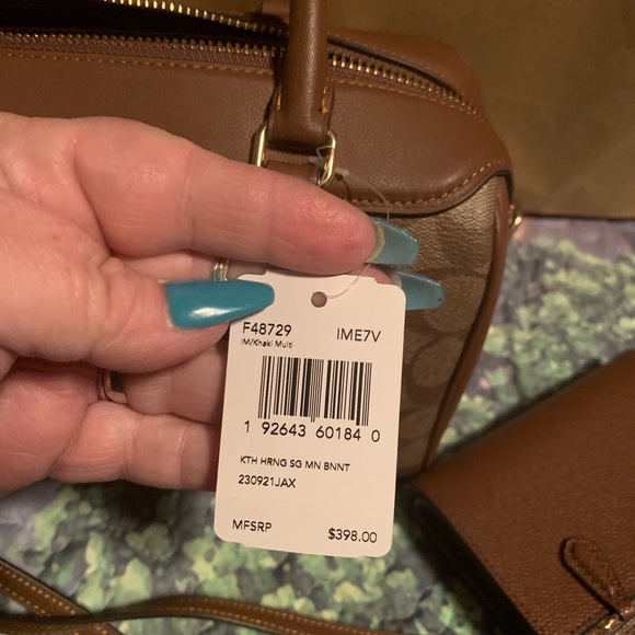 NWT Coach signature crossbody - Picture 6 of 8